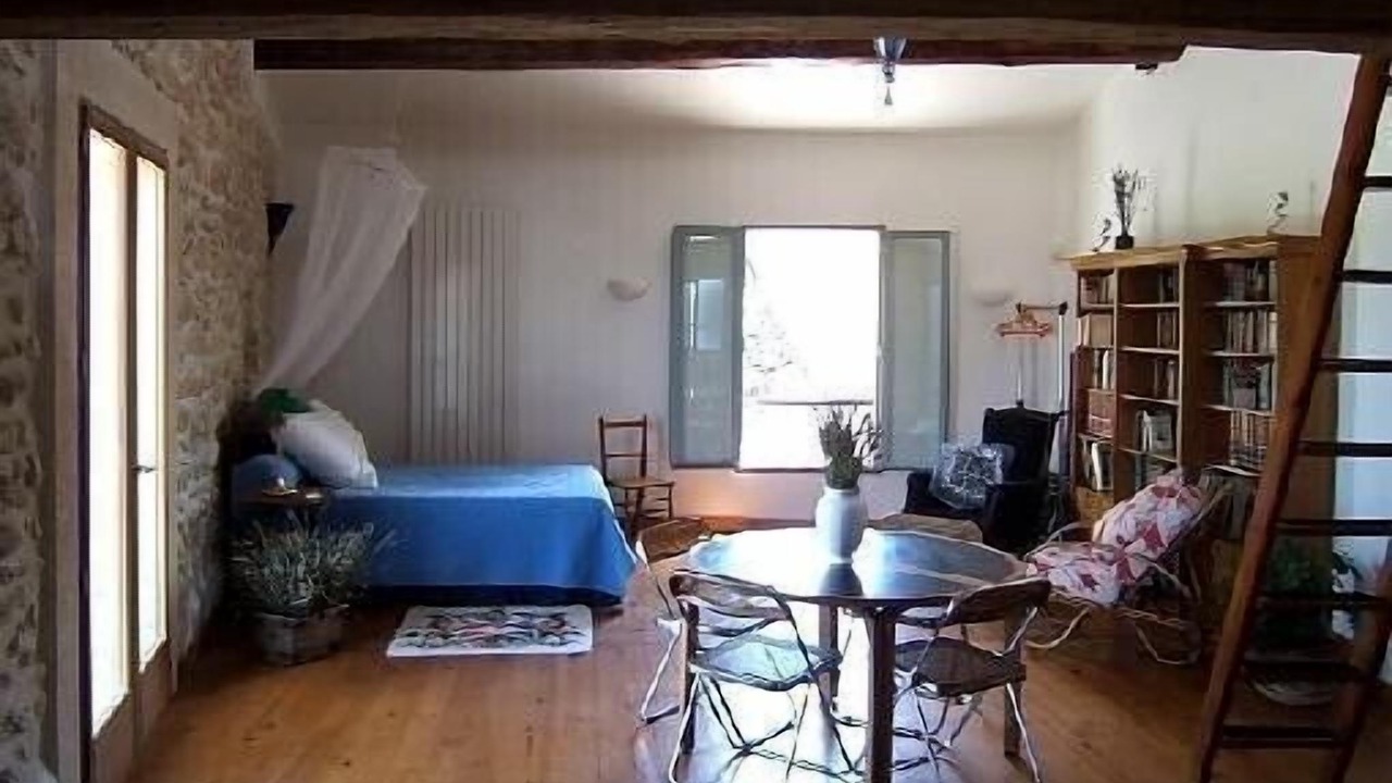 Photo of Bedroom in Junas