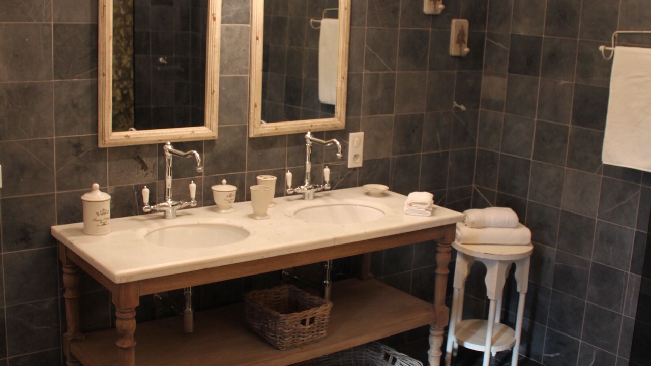 Photo of Bathroom in Monflanquin