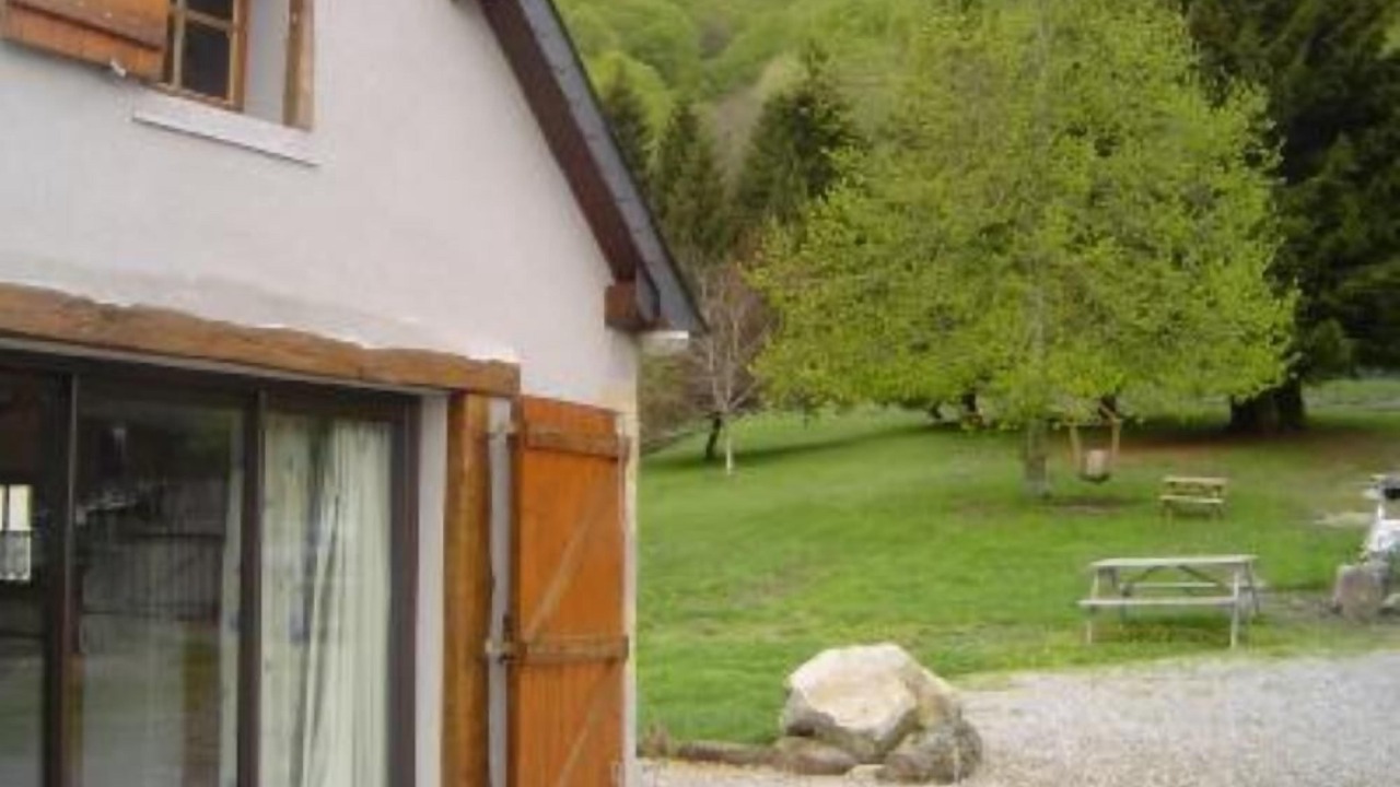Photo of Outdoor in Campan