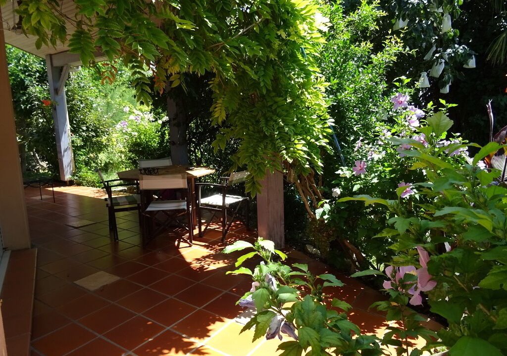 Photo of Outdoor in Haulies