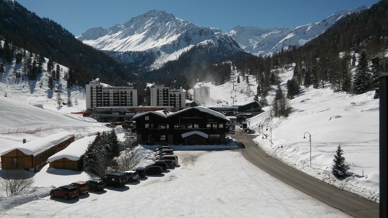 Photo of Outdoor in Noveli