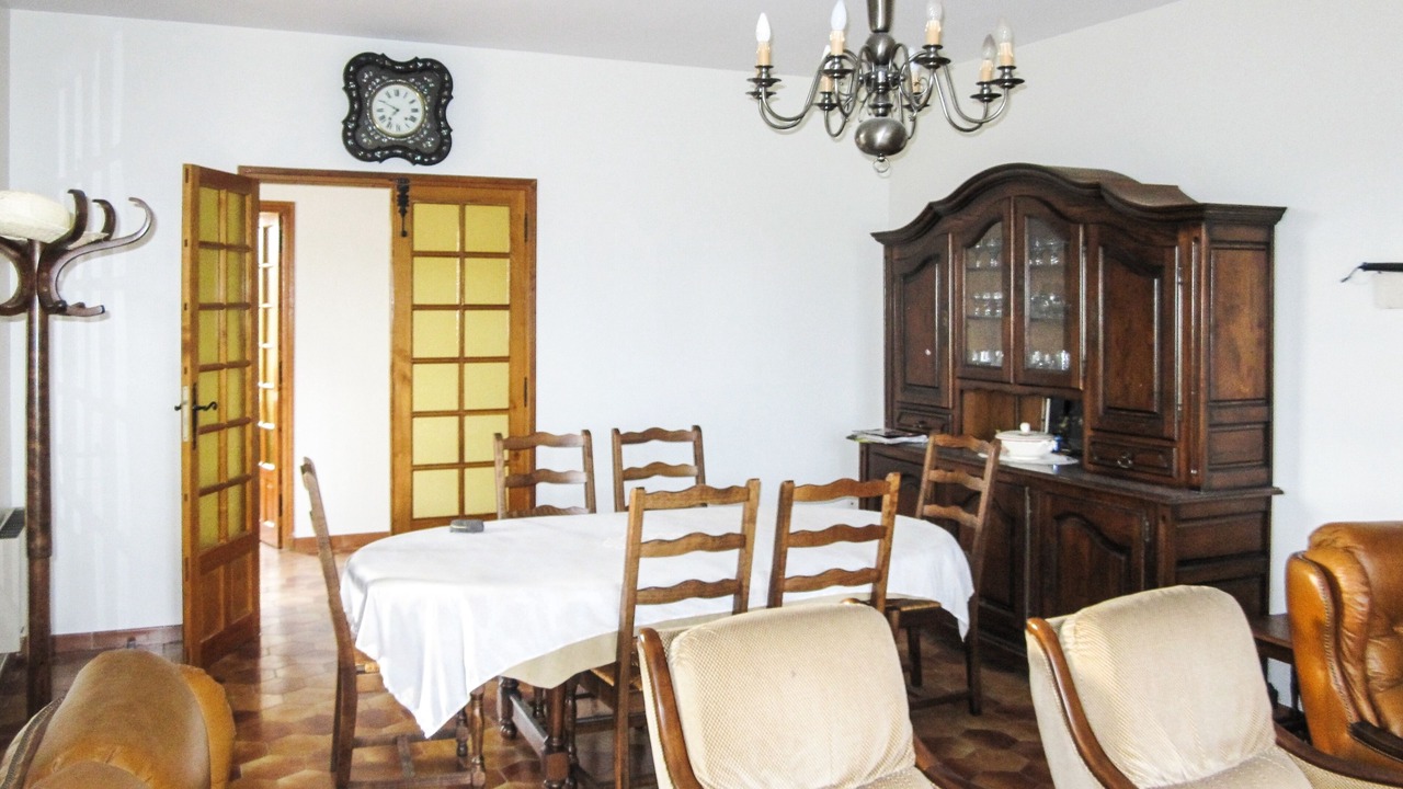 Photo of Others in Casteljau