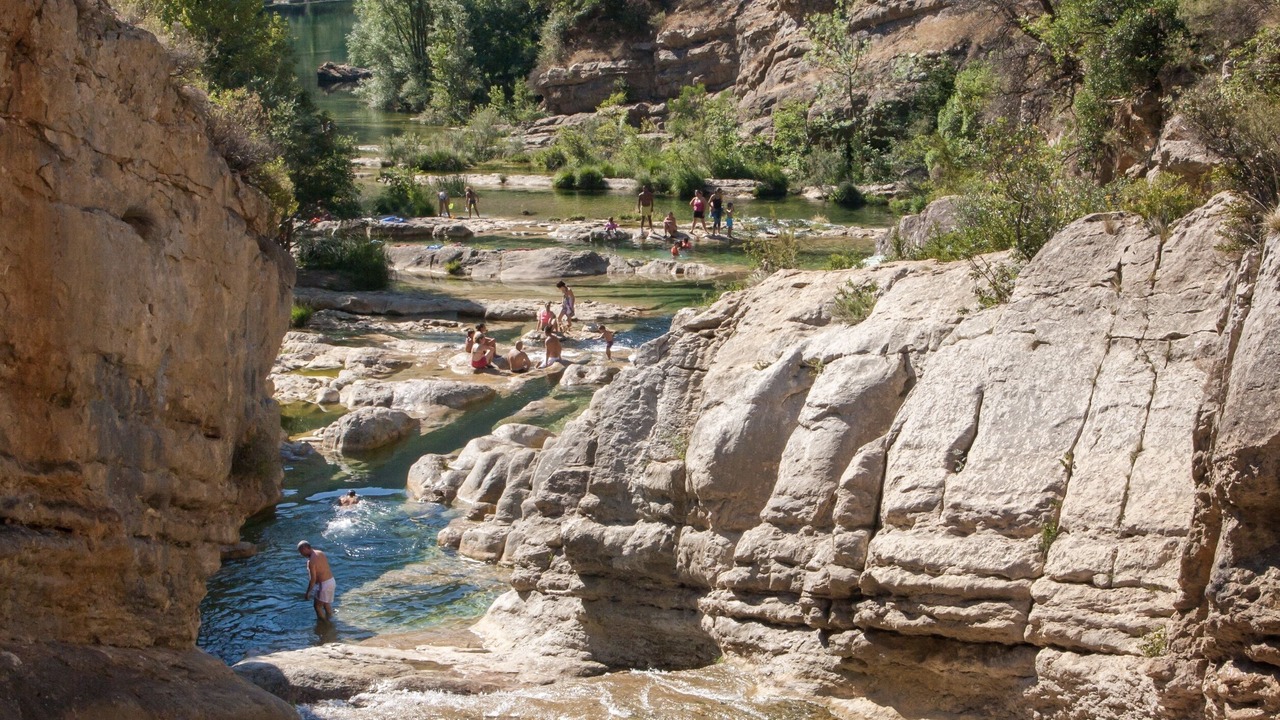 Photo of Others in Caramany