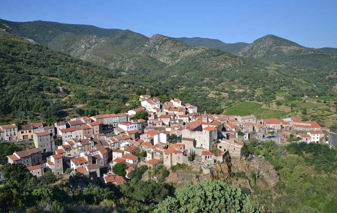 Photo of Others in Caramany