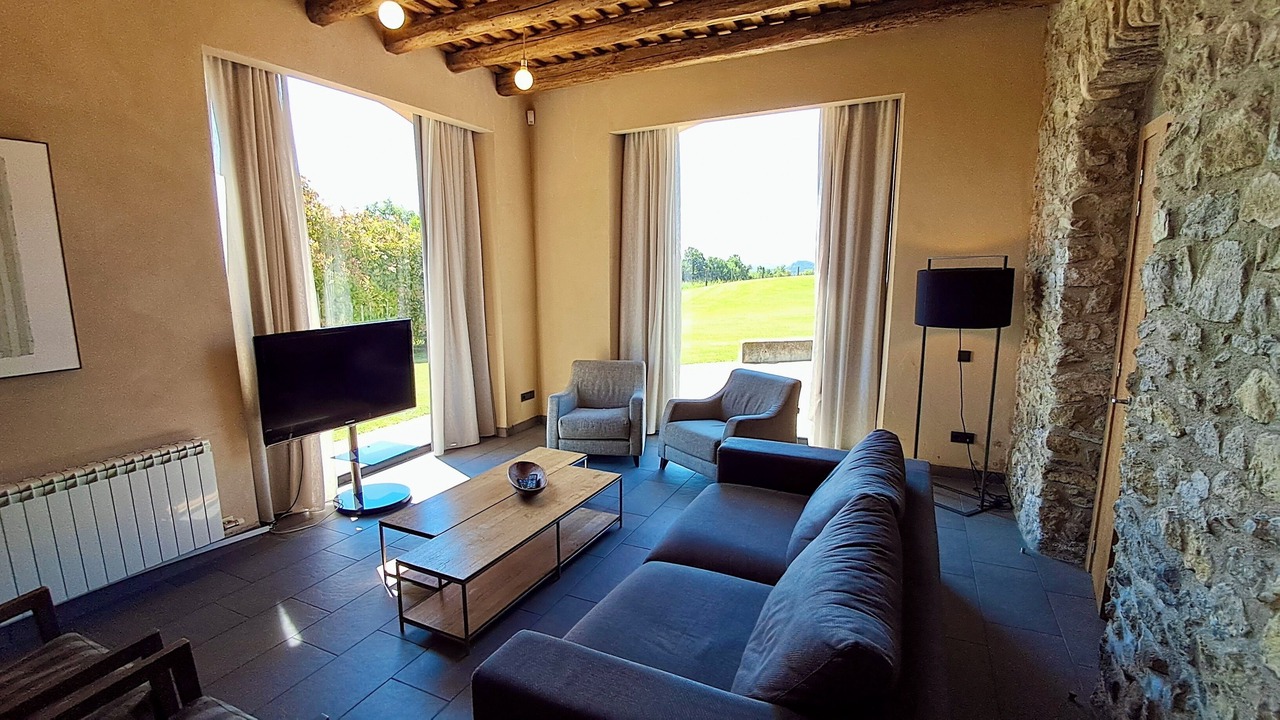 Photo of Livingroom in Vic