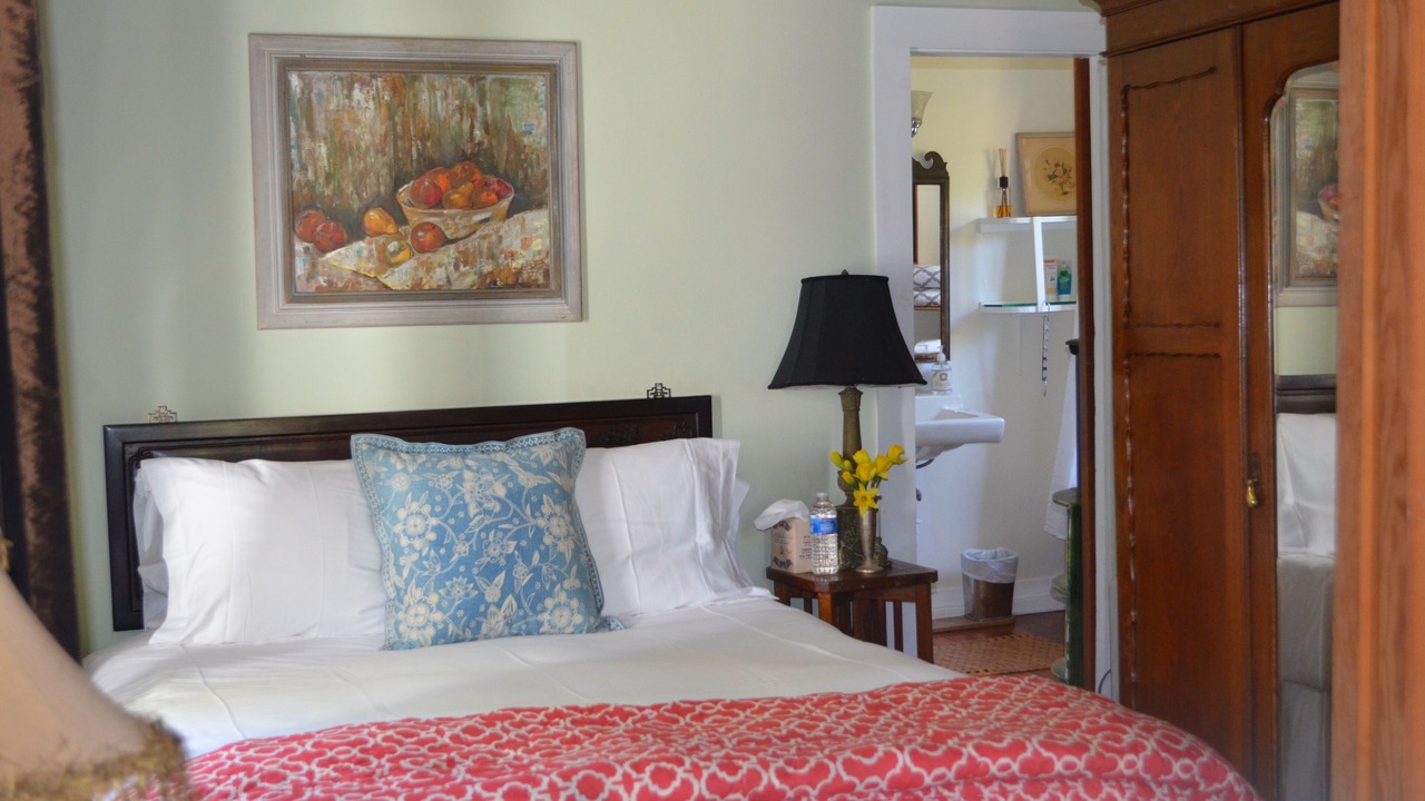 Photo of Bedroom in Oak Park