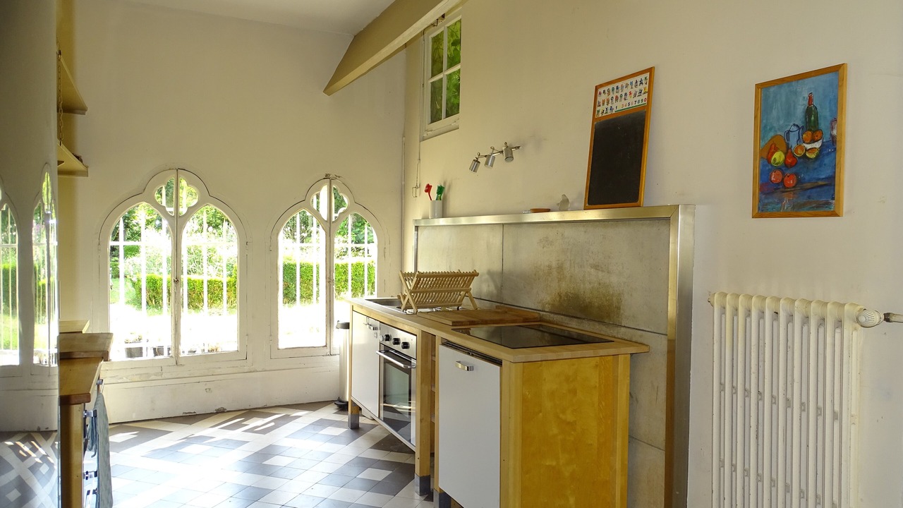 Photo of Kitchen in Parmain