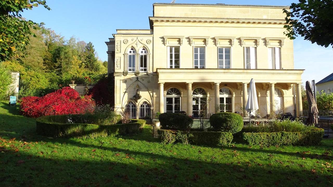 Photo of Outdoor in Parmain
