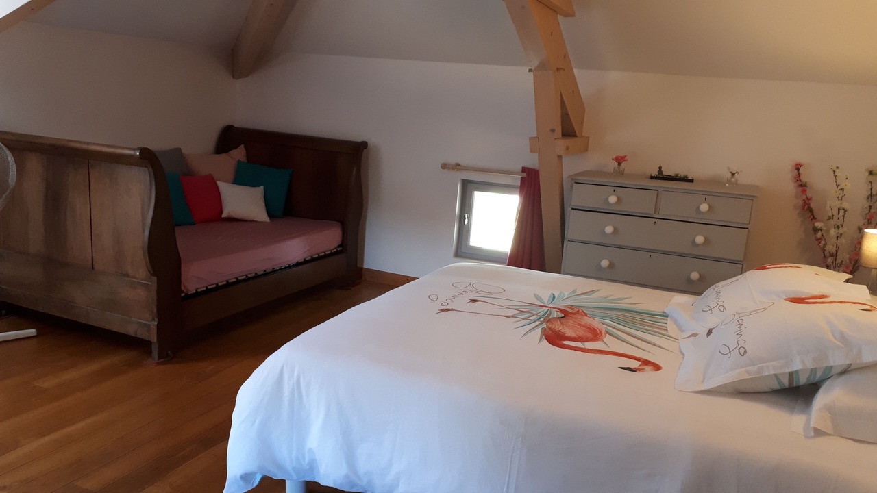 Photo of Bedroom in Monjoi
