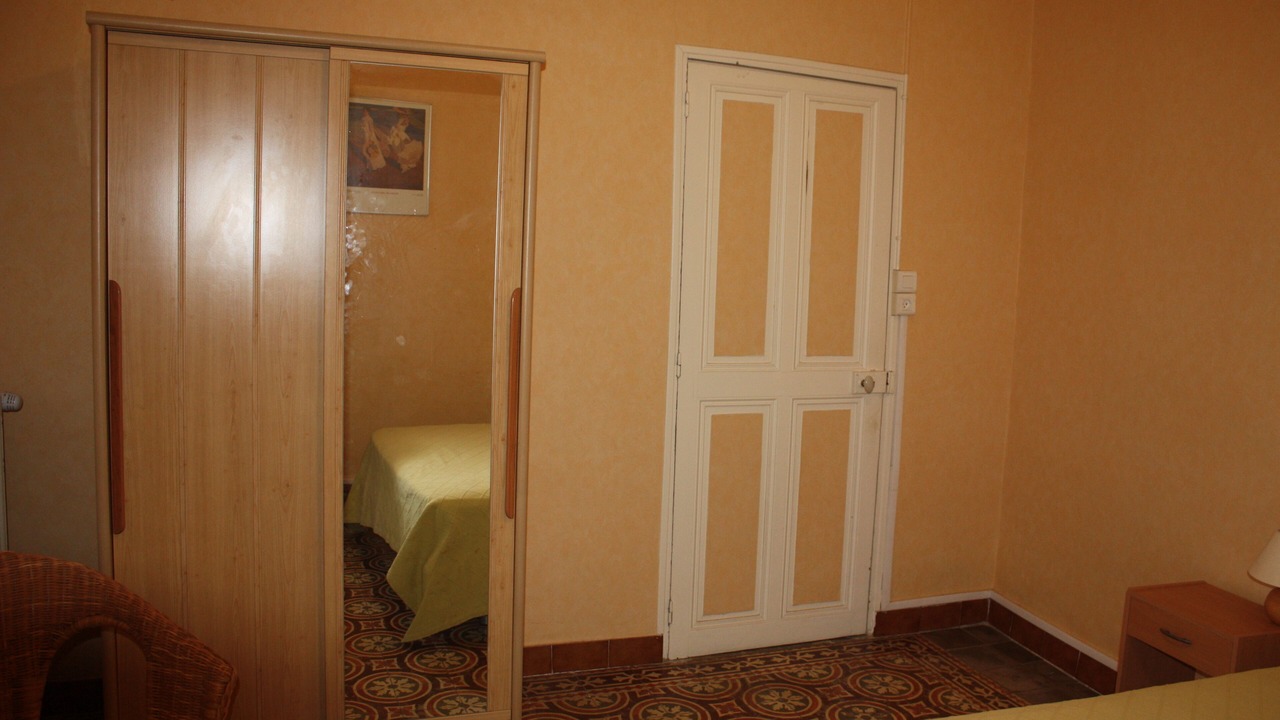 Photo of Bedroom in Sorgues