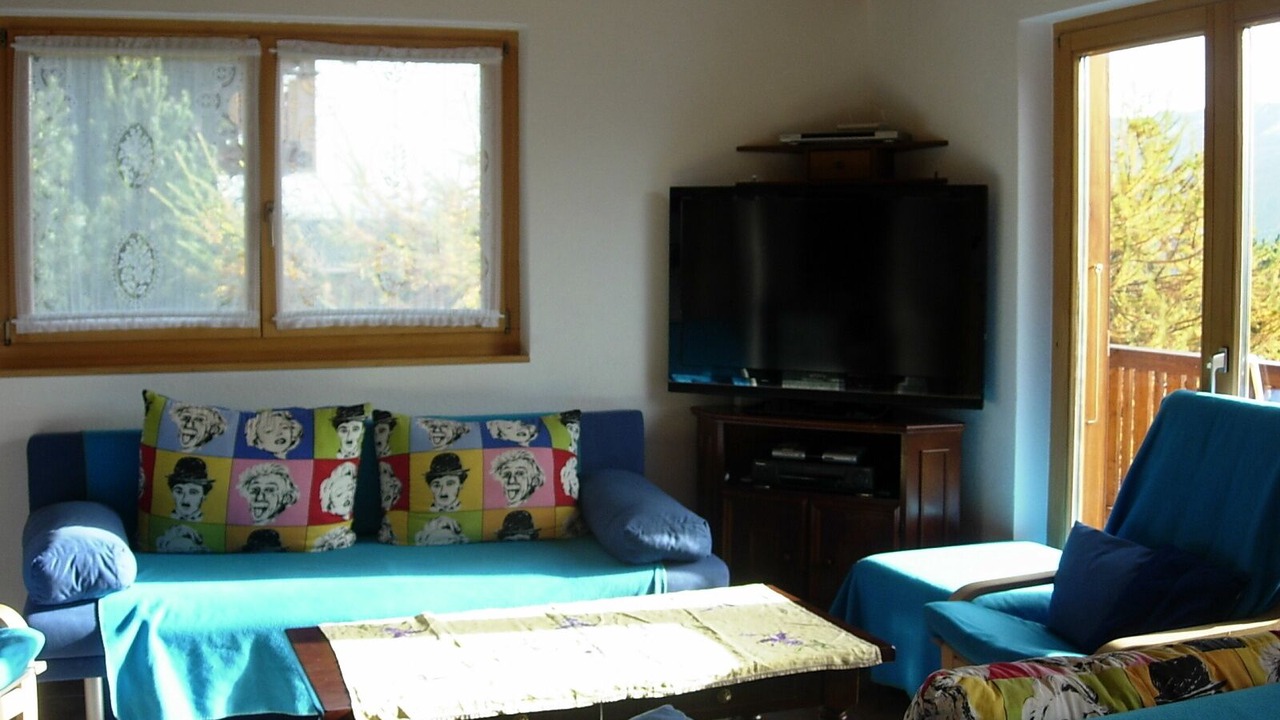 Photo of Livingroom in Vex