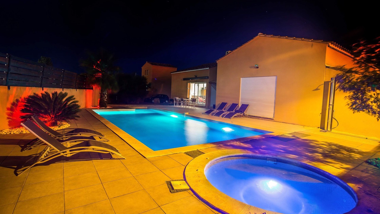 Photo of Outdoor in Senas