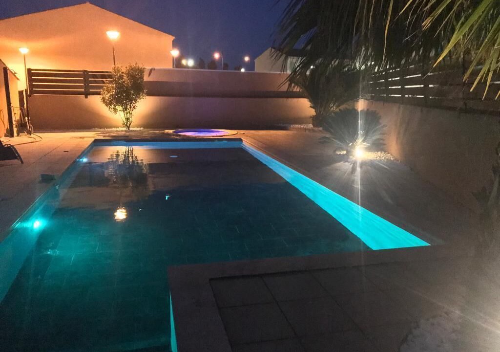 Photo of Outdoor in Senas