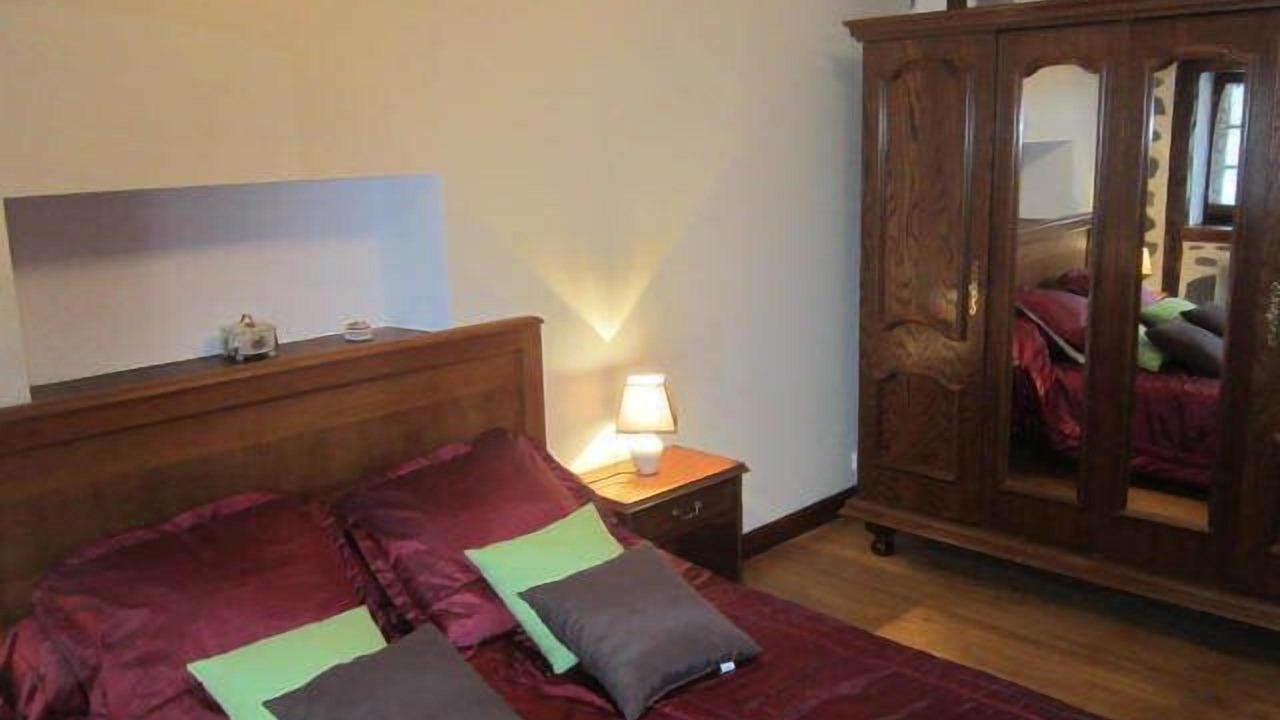 Photo of Bedroom in Saint-Etienne-de-Carlat