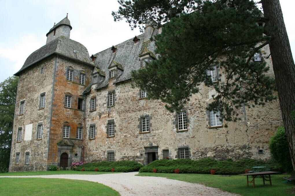 Photo of Outdoor in Saint-Etienne-de-Carlat