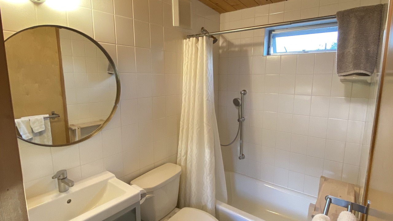 Photo of Bathroom in Port Townsend