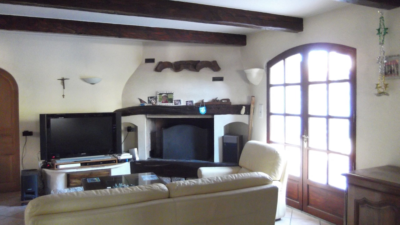 Photo of Livingroom in Bouc-Bel-Air