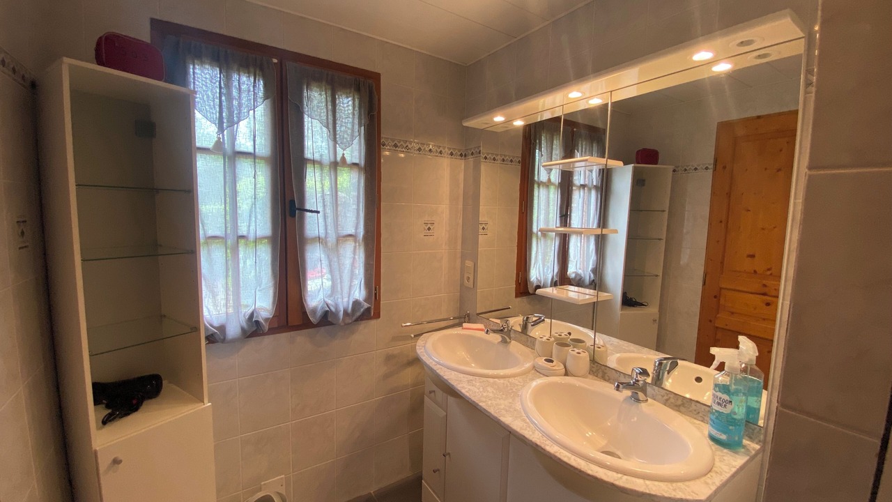 Photo of Bathroom in Annebault