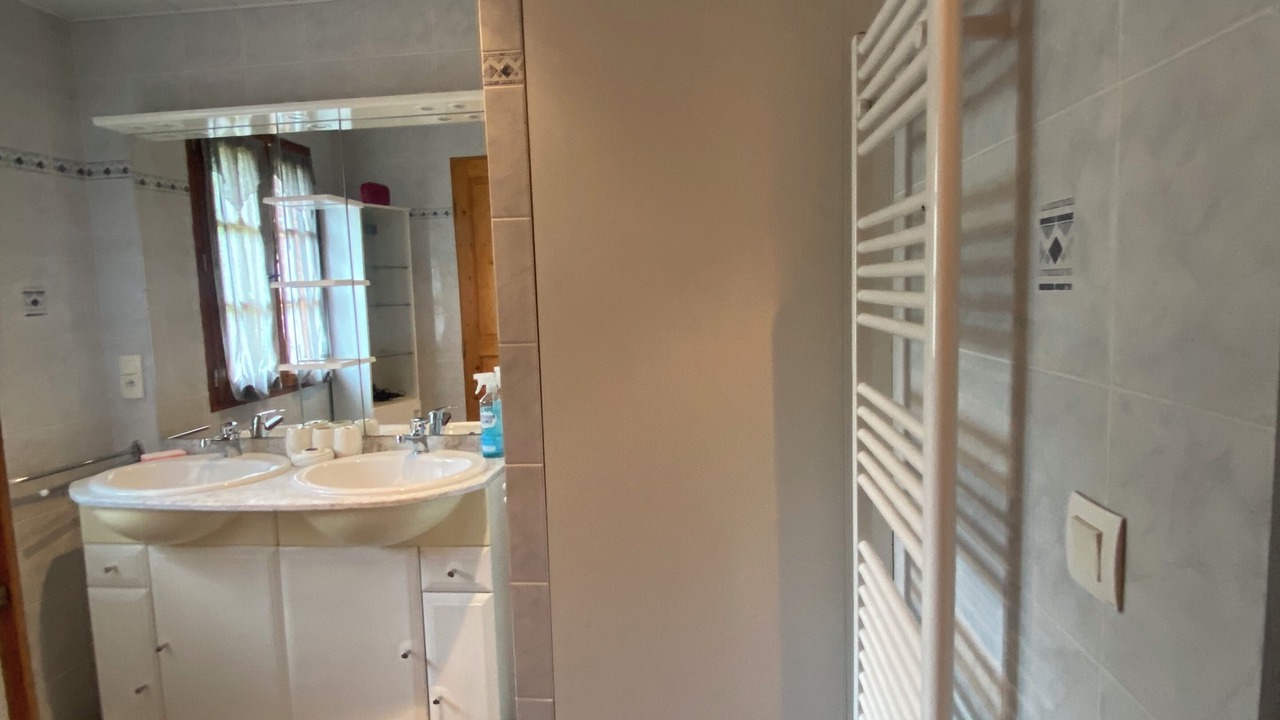 Photo of Bathroom in Annebault