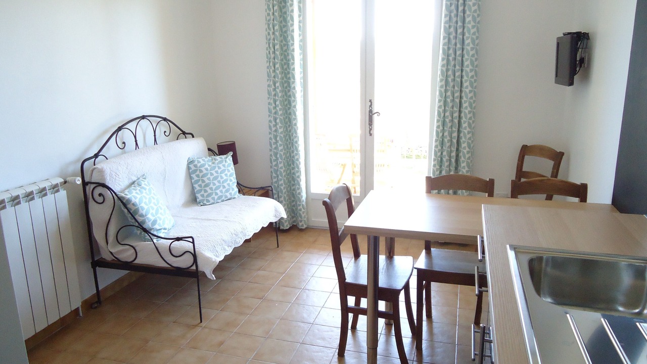 Photo of Others in Chateauneuf-Val-Saint-Donat