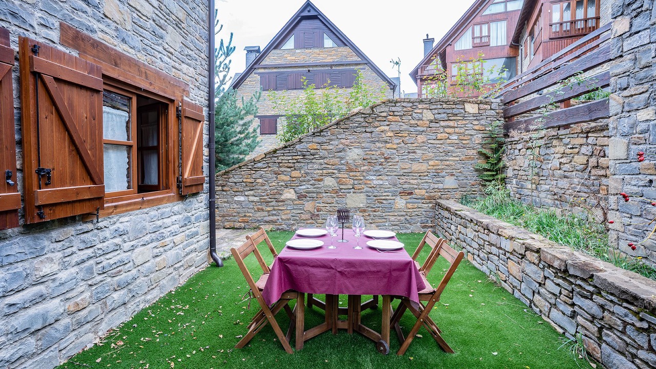 Photo of Outdoor in Gessa