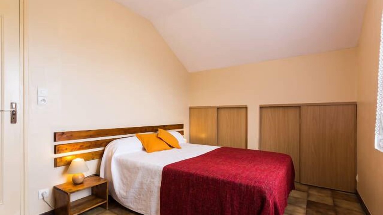 Photo of Bedroom in Lalley