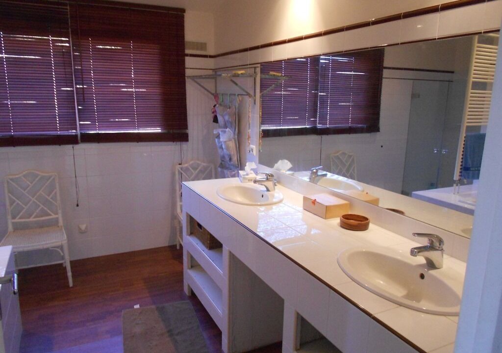 Photo of Bathroom in Castelnau-Montratier-Sainte-Alauzie