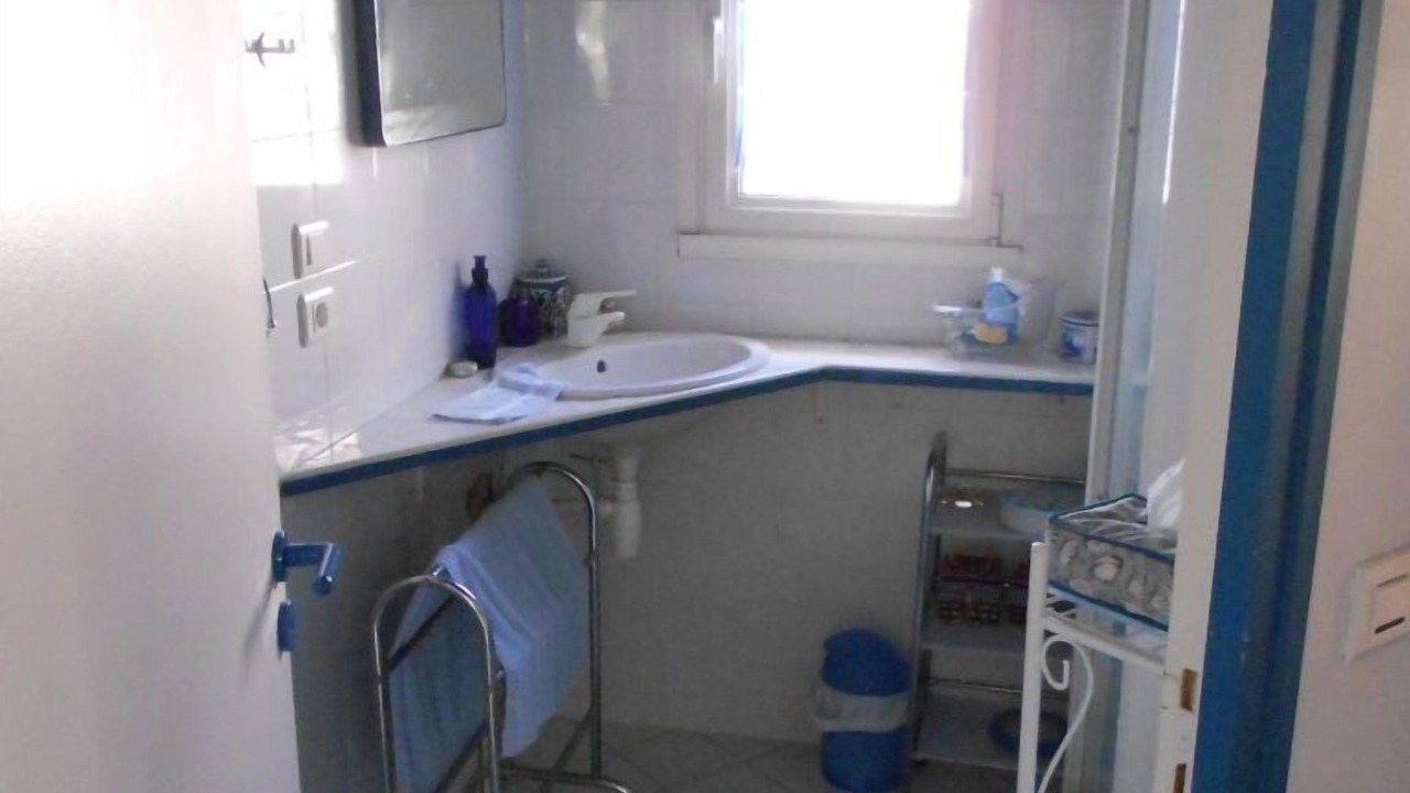 Photo of Bathroom in Castelnau-Montratier-Sainte-Alauzie
