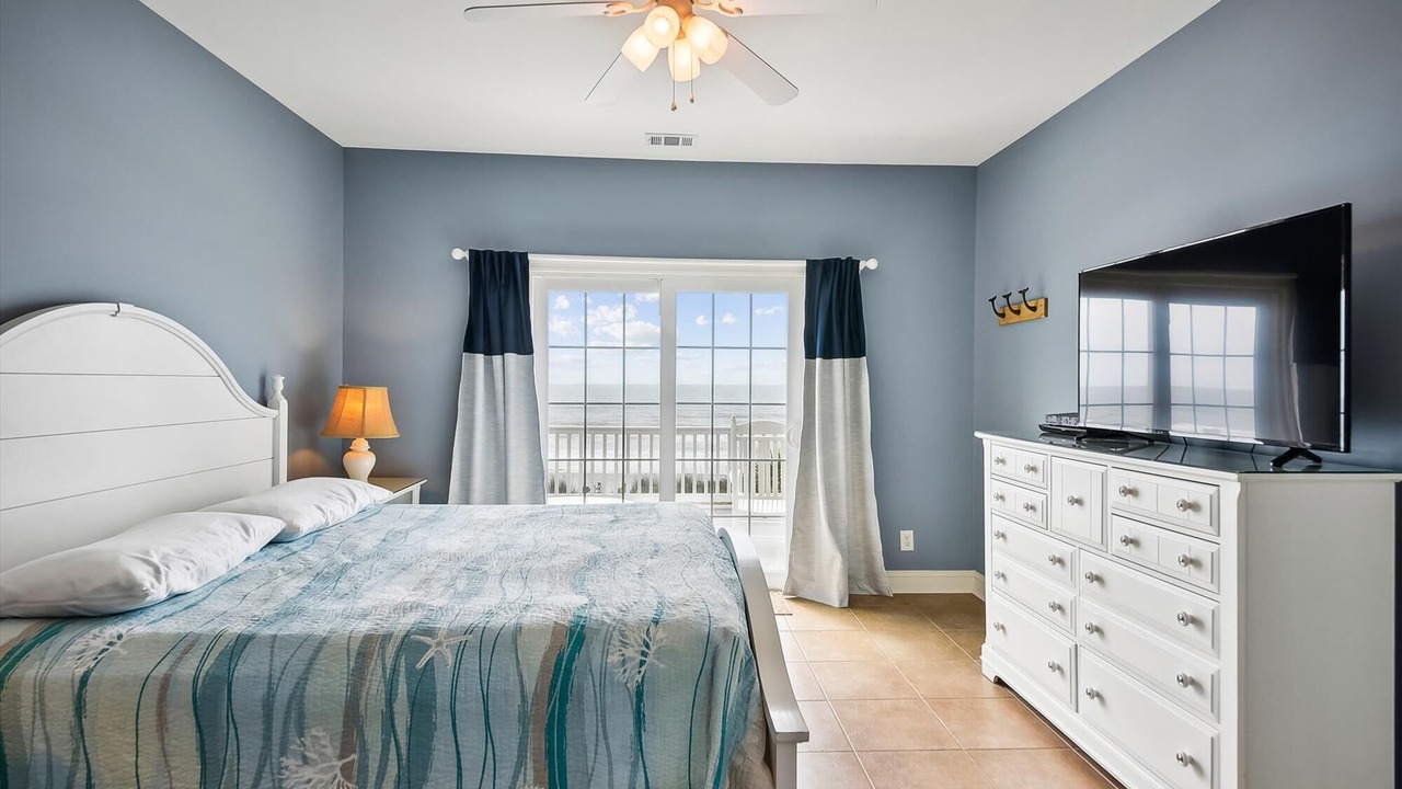 Photo of Bedroom in North Myrtle Beach