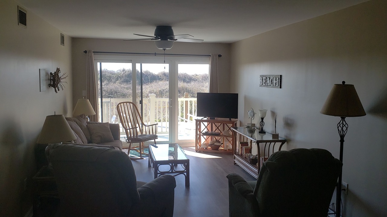 Photo of Livingroom in North Myrtle Beach