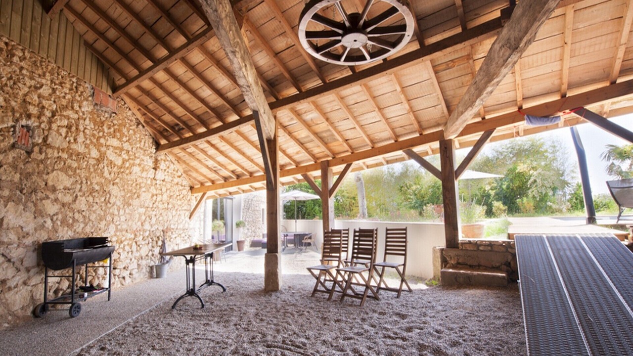 Photo of Patio Balcony in Guerin