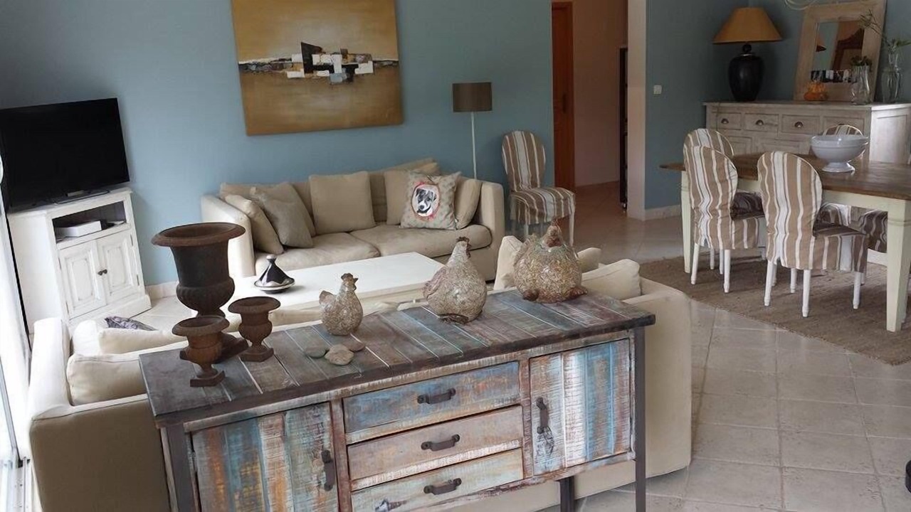 Photo of Livingroom in Vic-le-Fesq