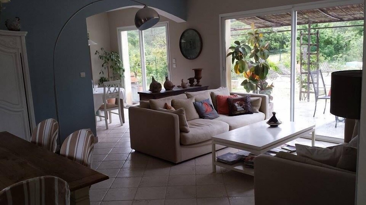 Photo of Livingroom in Vic-le-Fesq