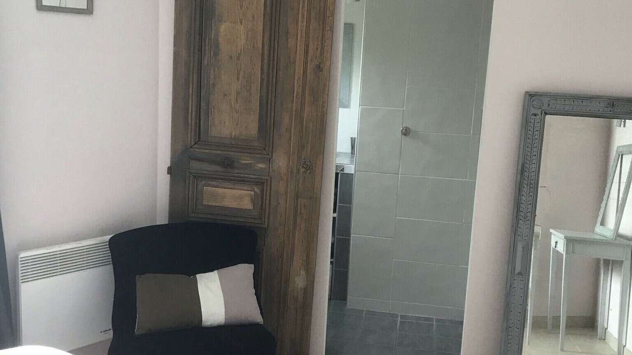 Photo of Bedroom in Vic-le-Fesq