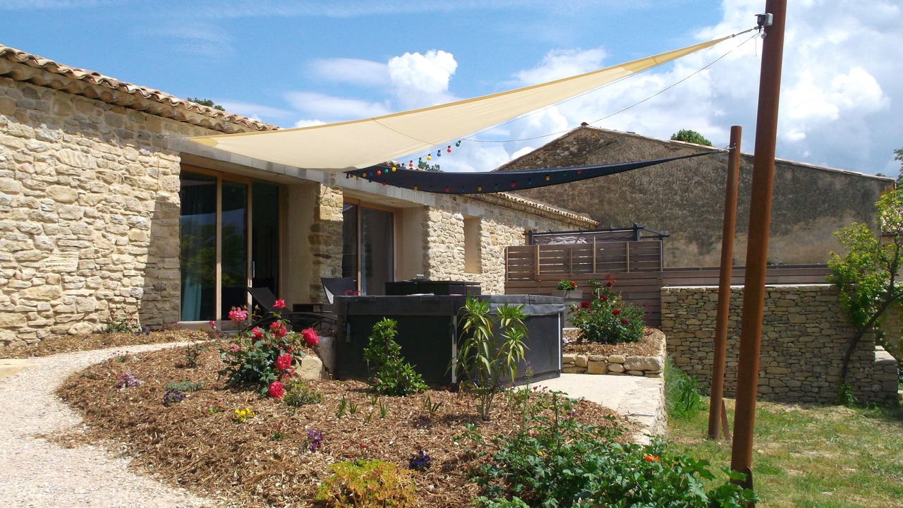 Photo of Patio Balcony in Malaucene