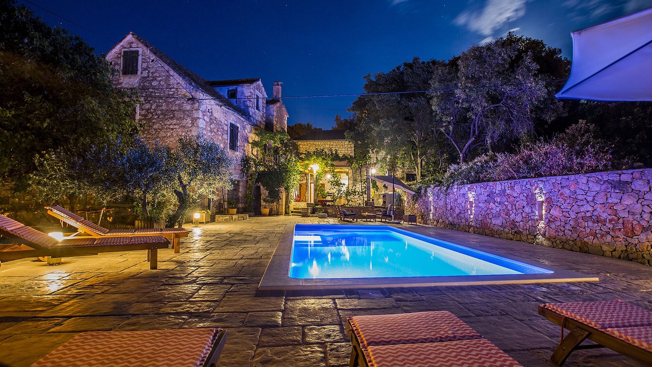 Photo of Outdoor in Supetar