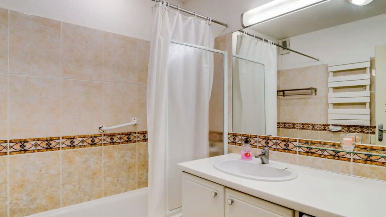 Photo of Bathroom in Saint-Cyprien Plage