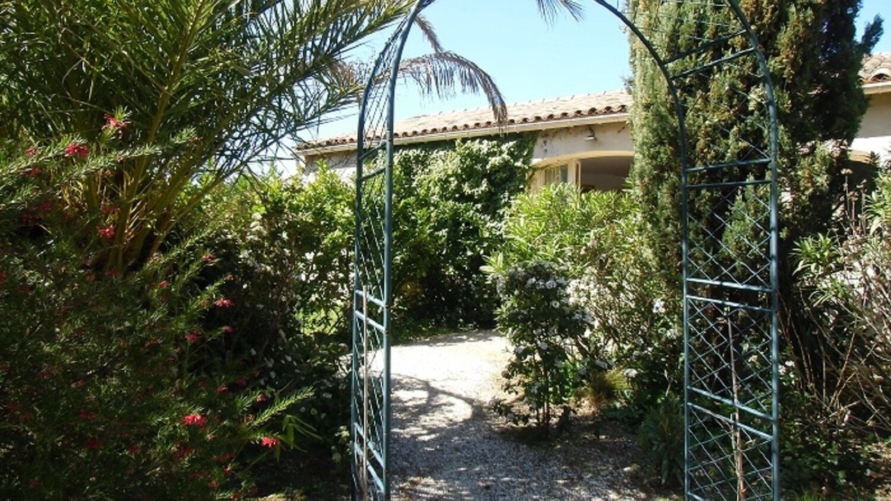 Photo of Outdoor in Tourbes