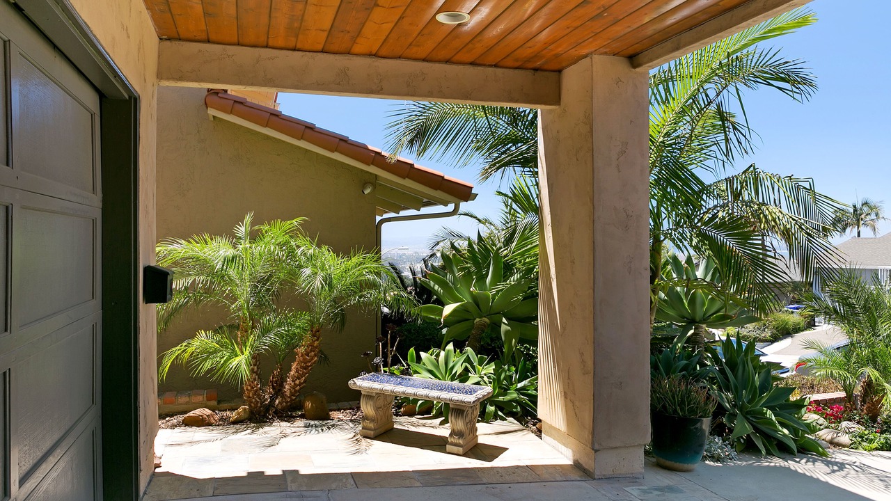 Photo of Patio Balcony in Bay Park