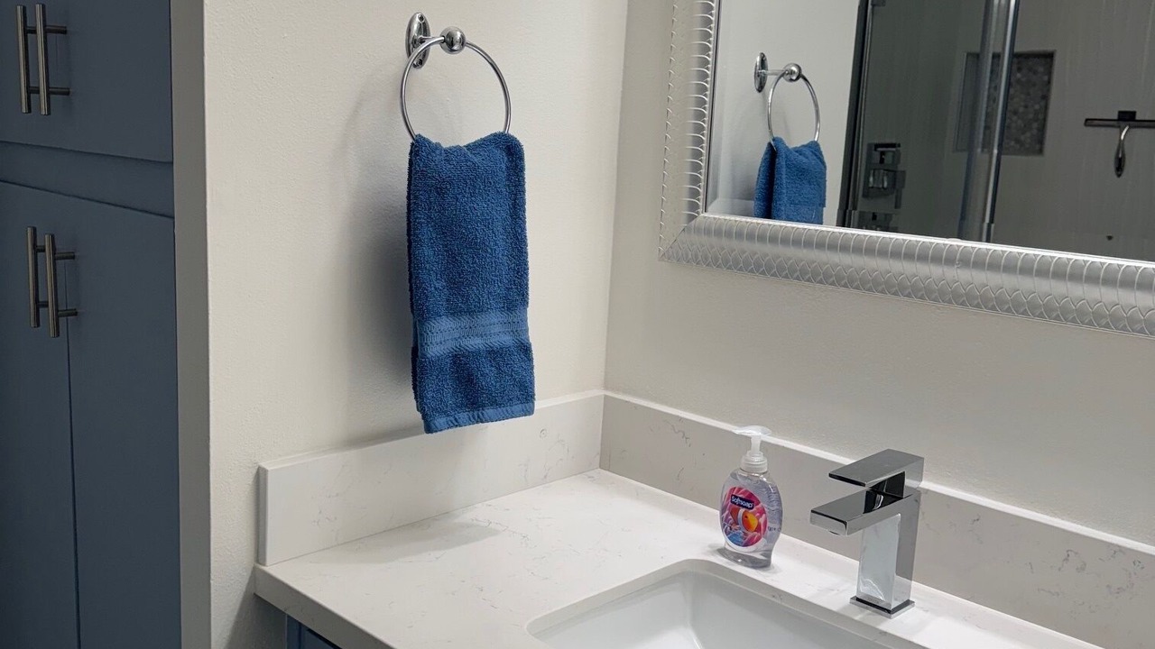 Photo of Bathroom in Bay Park