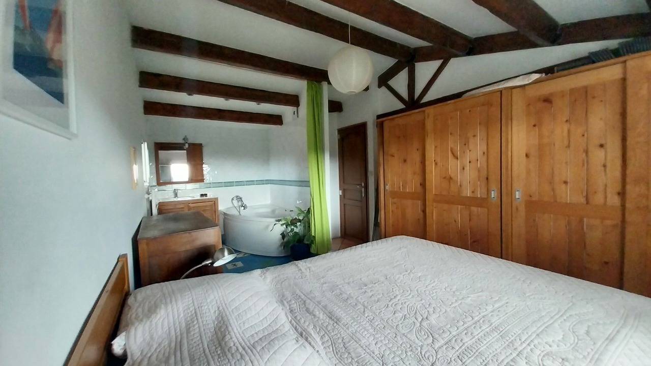 Photo of Bedroom in Le Rove