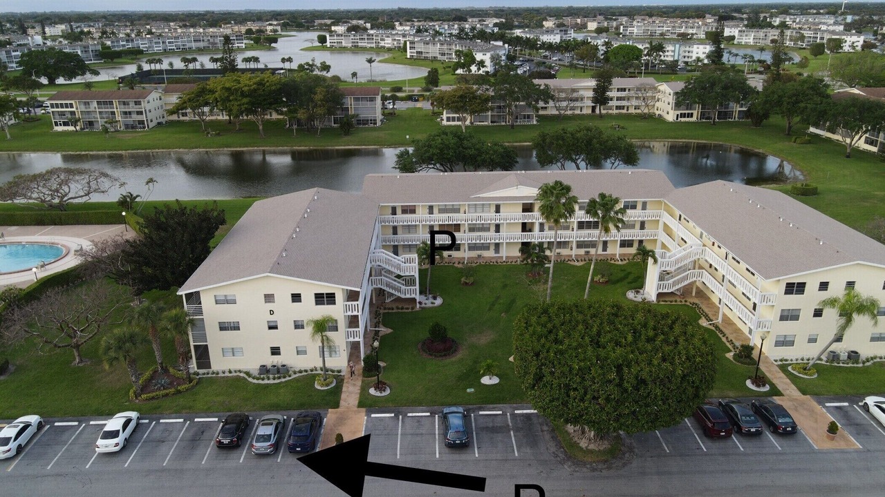 Photo of Outdoor in Hamptons at Boca Raton
