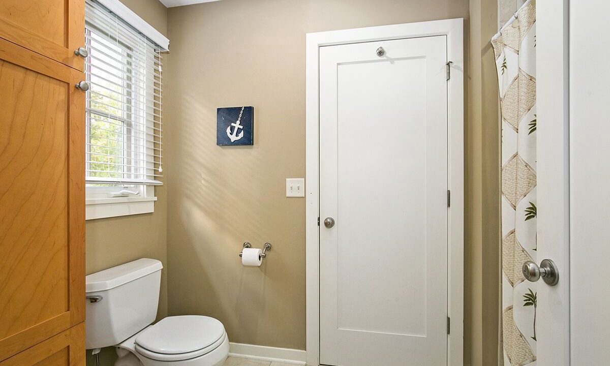 Photo of Bathroom in Douglas