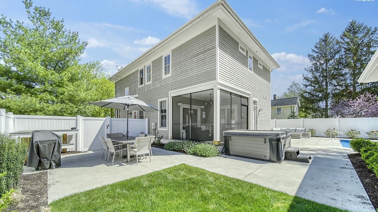 Photo of Outdoor in Douglas