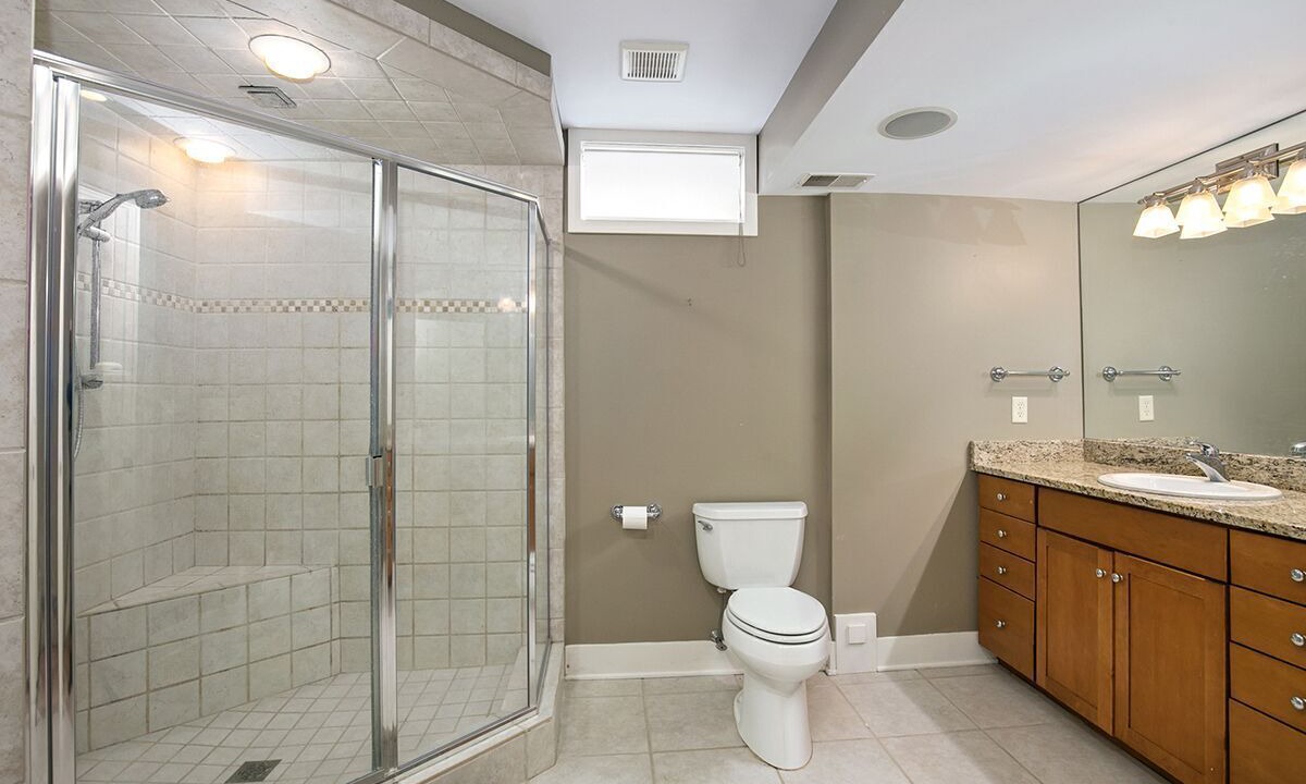 Photo of Bathroom in Douglas
