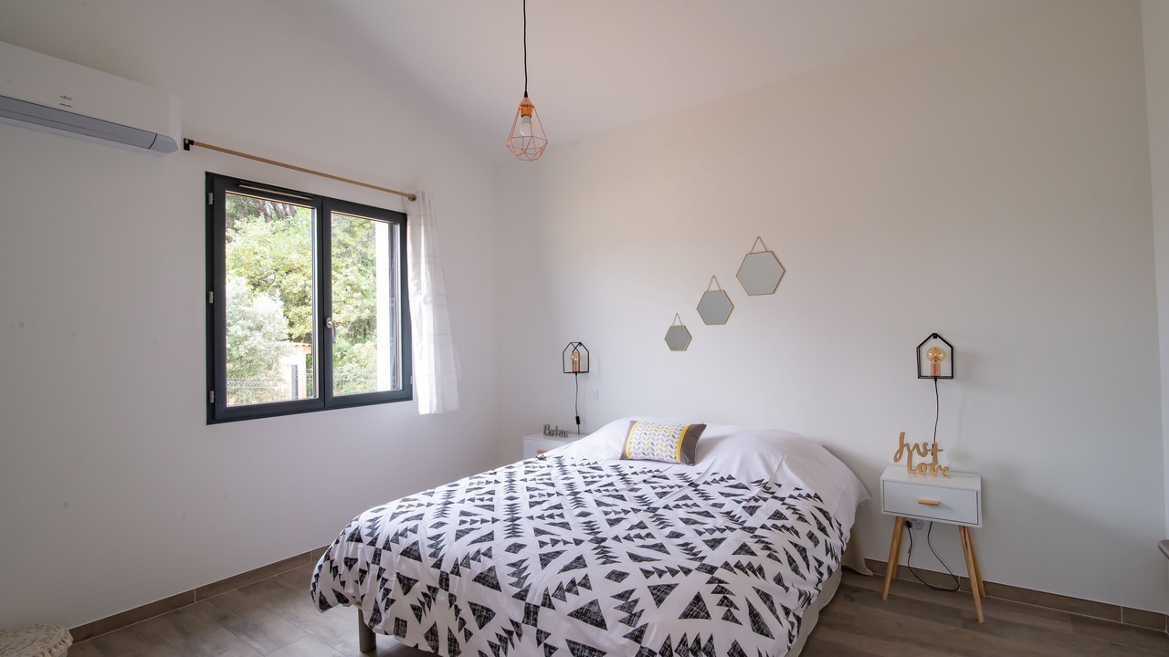 Photo of Bedroom in Piolenc