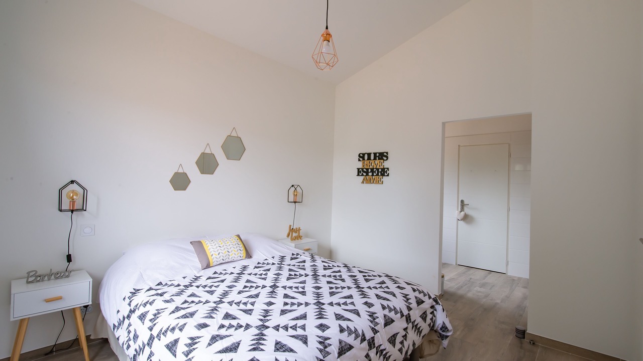 Photo of Bedroom in Piolenc