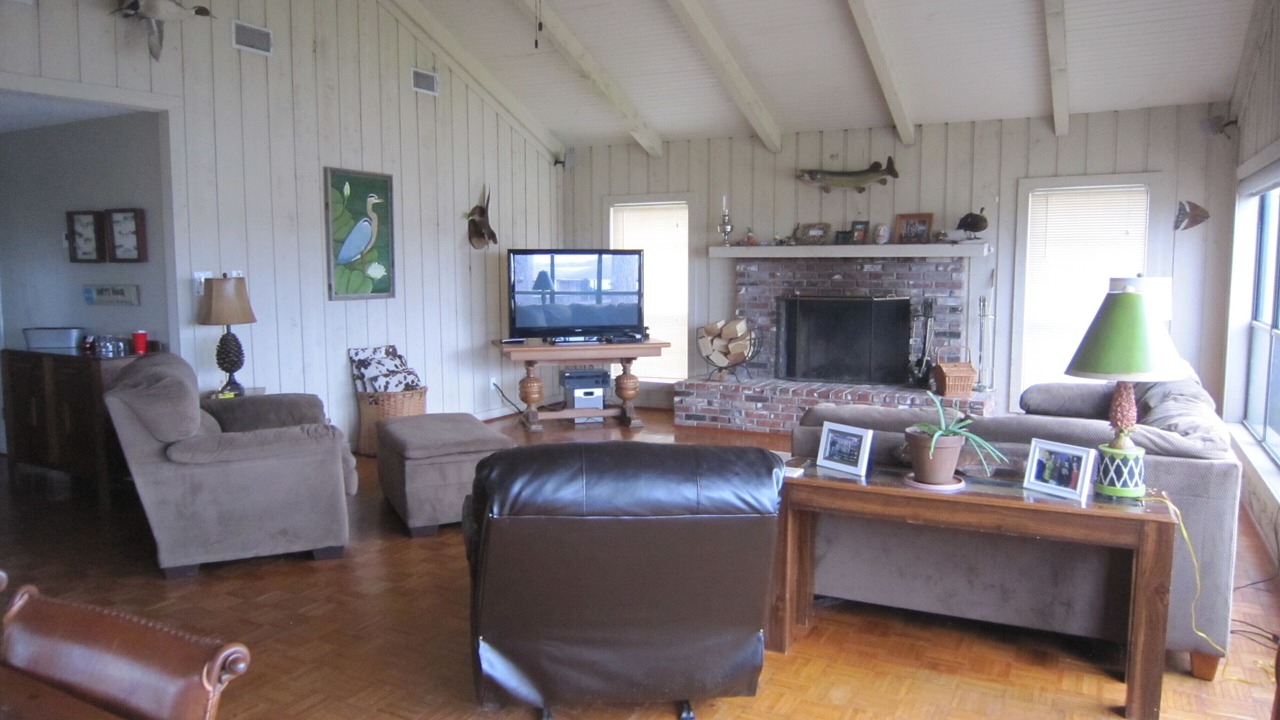 Photo of Livingroom in Horseshoe Lake