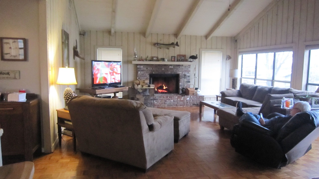 Photo of Livingroom in Horseshoe Lake