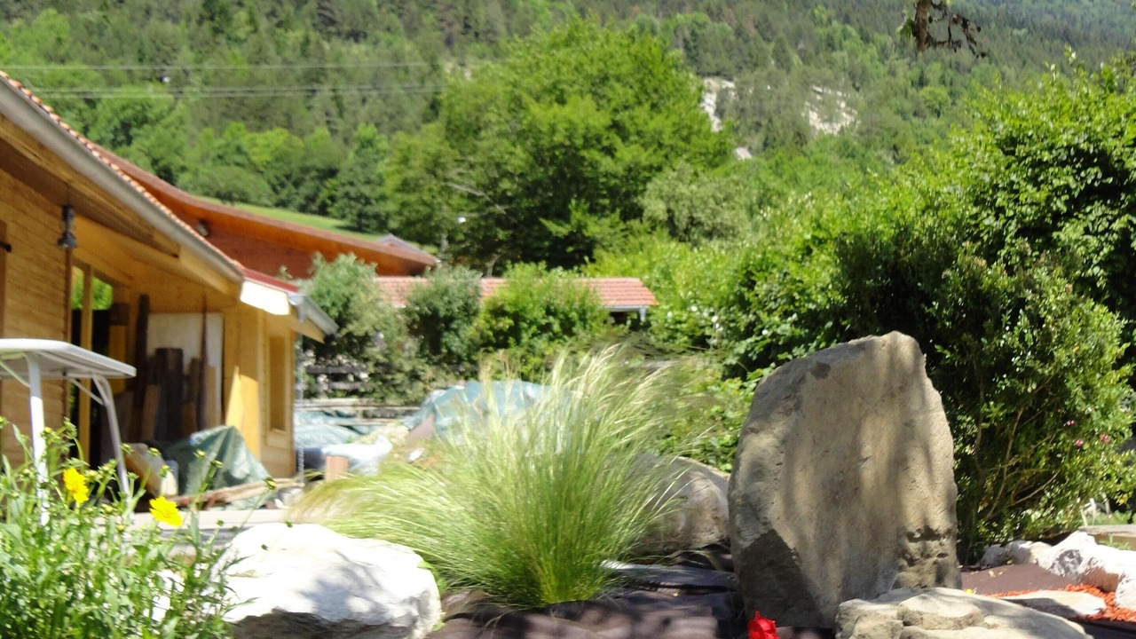 Photo of Outdoor in Thones